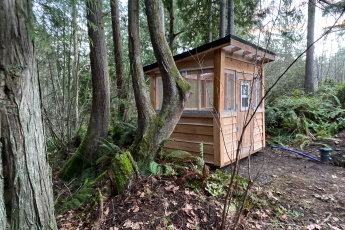 8x6 Cedar Greenhouse